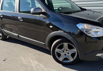Dacia Lodgy 62.333 km 9.999 &euro; Wuppertal 42285