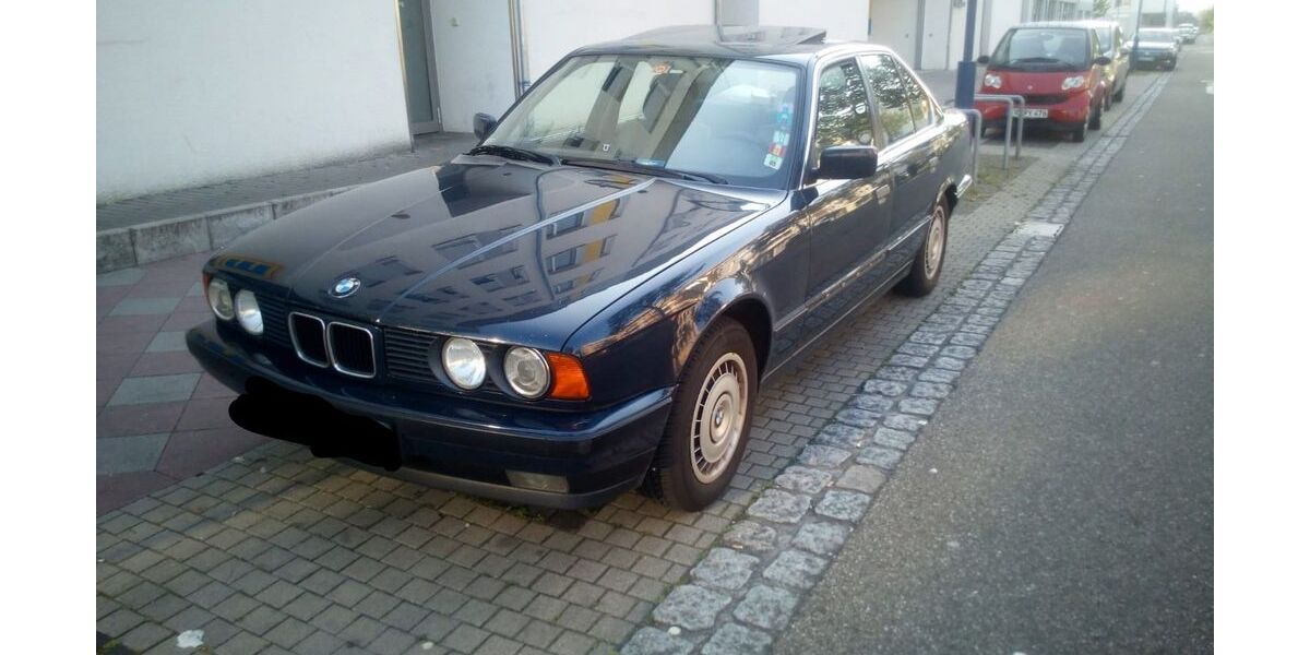 BMW 518 273.000 km 3.750 &euro; Freiburg 79111