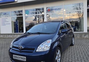 Toyota Corolla Verso 179.000 km 3.900 &euro; Bocholt 46395