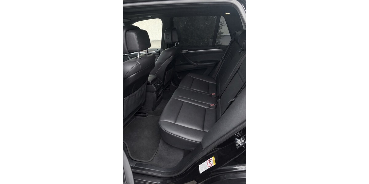 BMW X5 320.000 km 14.000 &euro; Wildbergrg 