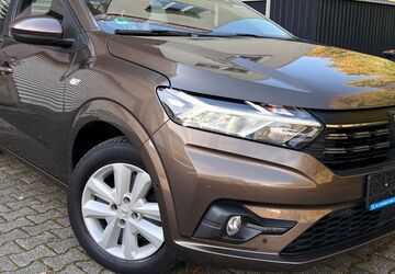 Dacia Logan 70.000 km 9.950 &euro; Kassel 34123