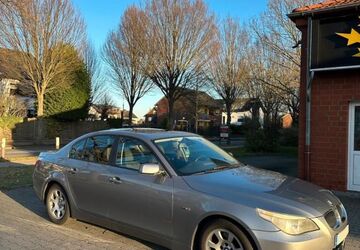 BMW 523 240.000 km 3.000 &euro; Minden 32427