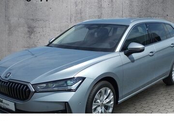 Skoda Superb 11.000 km 43.990 &euro; Paderborn 33104