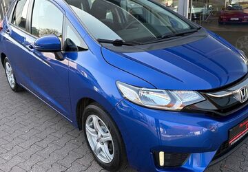 Honda Jazz 114.500 km 10.900 &euro; Höxter - Albaxen 37671