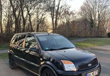 Ford Fusion 149.000 km 2.800 &euro; Greven 48268