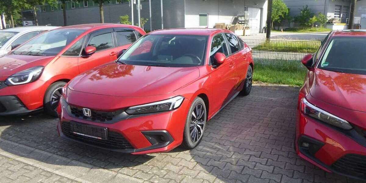 Honda Civic 1.881 km 32.890 &euro; Ettlingen-Bruchhausen 76275