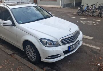 Mercedes-Benz C 250 228.000 km 10.800 &euro; Ulm 89073