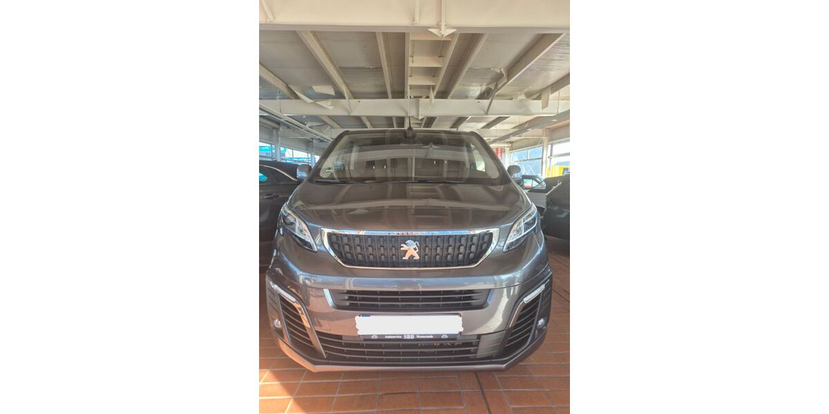 Peugeot Traveller 94.529 km 31.900 &euro; Westerstede 26655