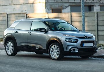 Citroen C4 Cactus 109.641 km 9.299 &euro; Guben 03172