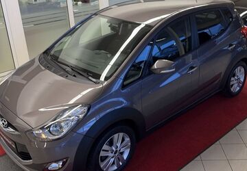 Hyundai ix20 87.400 km 9.990 &euro; Stadland 26936