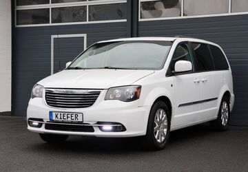 Chrysler Voyager 125.831 km 15.449 &euro; Rennerod 56477