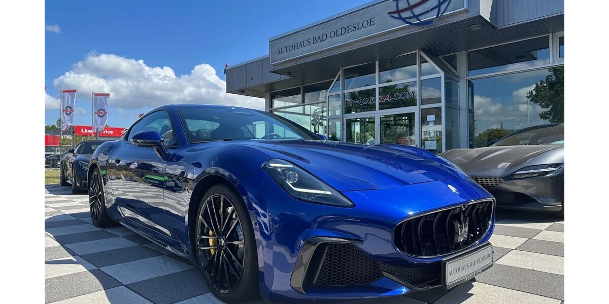 Maserati Granturismo 14.000 km 139.888 &euro; Bad Oldesloe 23843