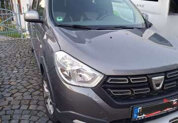 Dacia Lodgy 98.500 km 8.000 &euro; Erwitte 59597