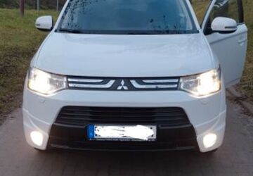 Mitsubishi Outlander 198.000 km 8.600 &euro; Michendorf 14552