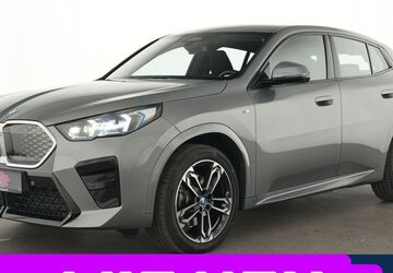 BMW iX2 11.640 km 44.224 &euro; Neuss 41460