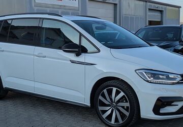 VW Touran 15.907 km 39.950 &euro; Burghaun 36151