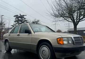 Mercedes-Benz 190 136.000 km 5.990 &euro; Hürth 50354