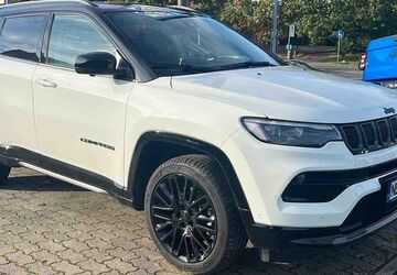 Jeep Compass 31.256 km 35.990 &euro; Neubrandenburg 17033