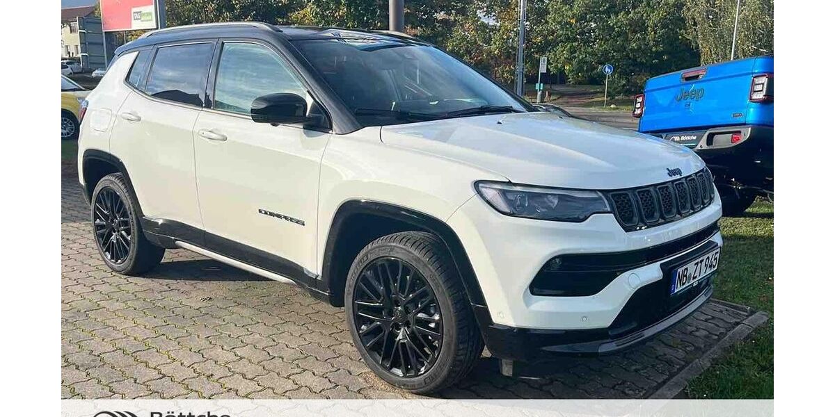 Jeep Compass 31.256 km 35.990 &euro; Neubrandenburg 17033