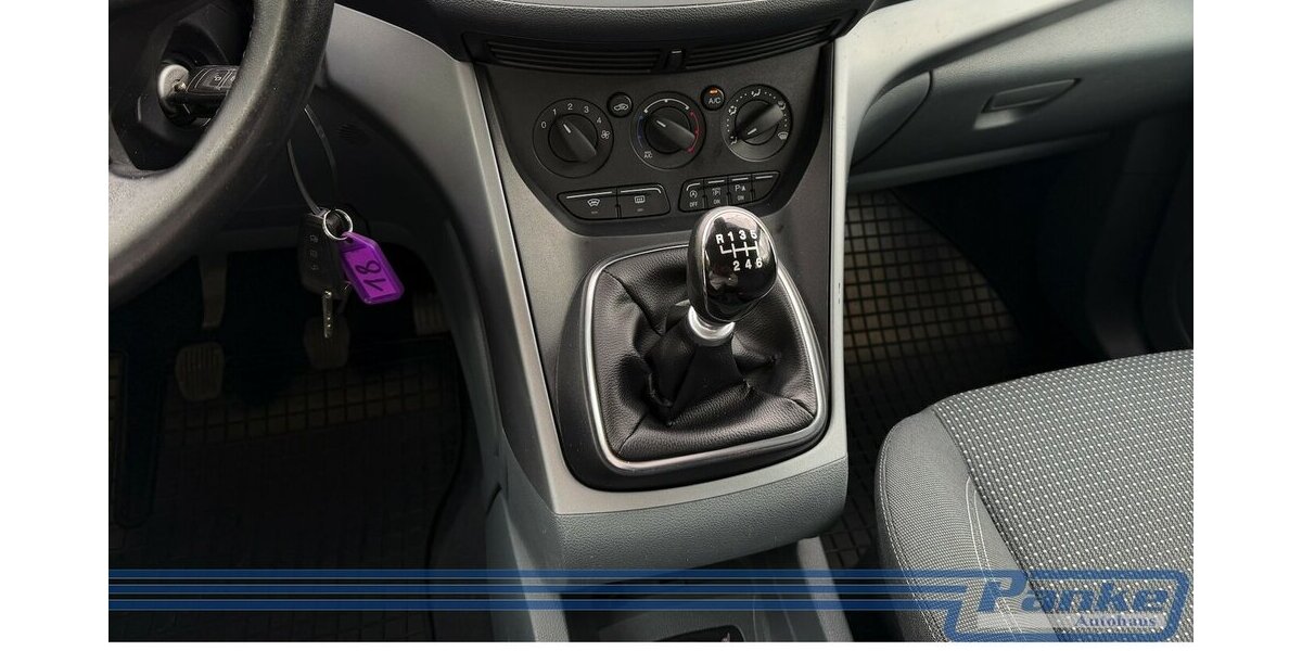 Ford Grand C-Max Champions Edition*SHZ*PDCv+h* 176.659 km 5.280 &euro; Berlin 13187