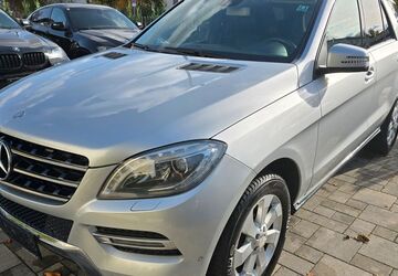 Mercedes-Benz ML 350 306.000 km 13.900 &euro; München, Pasing-Obermenzing 81247