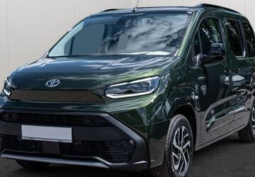 Toyota Proace City (Verso) 2.500 km 32.990 &euro; Hamburg 22529