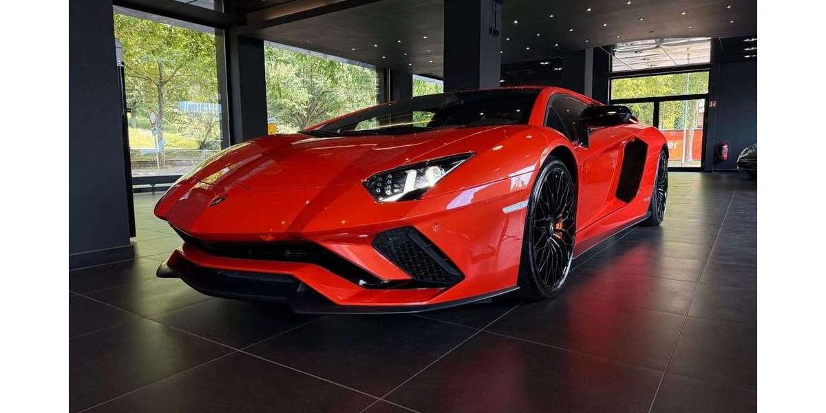 Lamborghini Aventador 5.950 km 495.000 &euro; Baden-Baden 76532