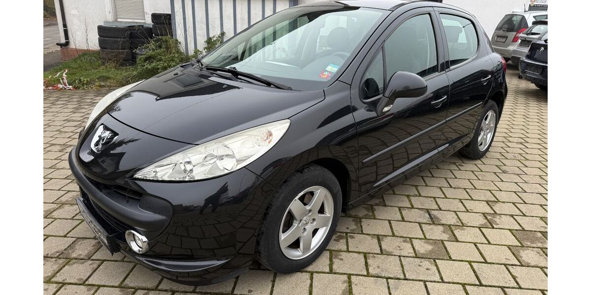 Peugeot 207 149.700 km 3.290 &euro; ERTINGEN 88521