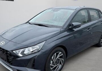 Hyundai i20 1.500 km 23.490 &euro; Graben - Neudorf 76676