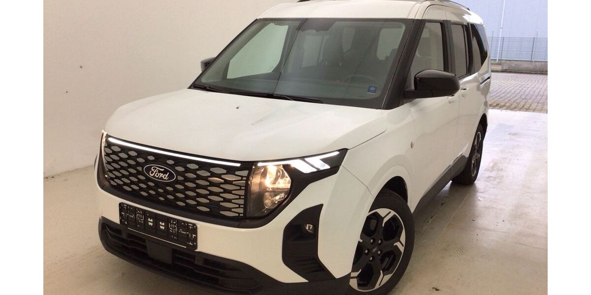 Ford Tourneo Courier 2.550 km 30.990 &euro; Aschersleben 06449