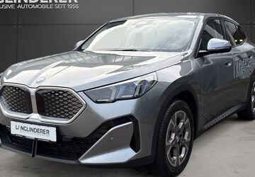 BMW iX2 9.800 km 43.900 &euro; Altötting 84503