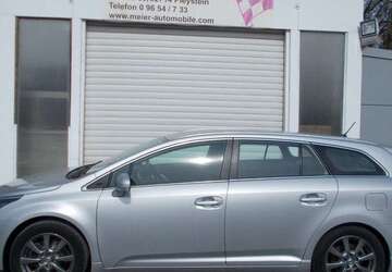 Toyota Avensis 120.000 km 7.900 &euro; Pleystein 92714