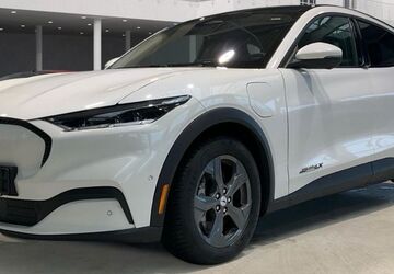 Ford Mustang Mach-E 44.861 km 27.750 &euro; Steinbach-Hallenberg OT Herges-Hallenberg 98587