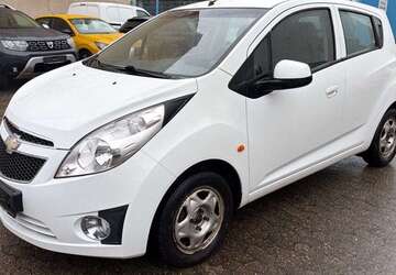 Chevrolet Spark 82.000 km 3.900 &euro; Saarbrücken 66115