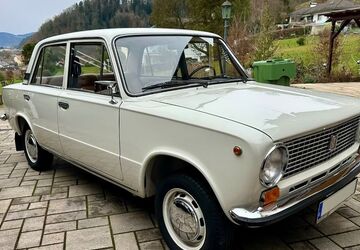 Lada 1200 58.500 km 21.500 &euro; Hausach 77756