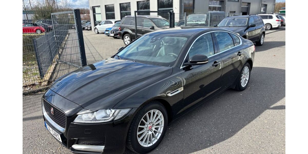 Jaguar XF 136.000 km 11.900 &euro; Troisdorf (10 km Köln-Bonn Airport) 53842