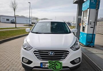 Hyundai ix35 94.000 km 5.699 &euro; Leck 25917