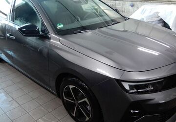 Opel Astra 8.566 km 11.290 &euro; Mönchweiler 78087