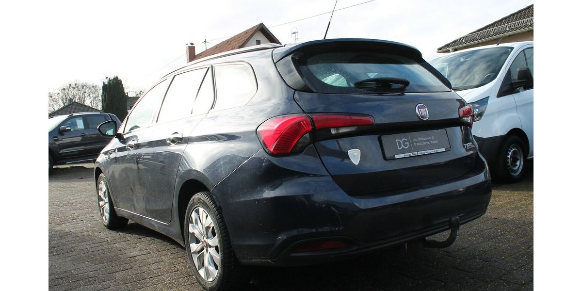 Fiat Tipo Lounge 1.6 MultiJet 232.400 km 6.999 &euro; Badem 54657