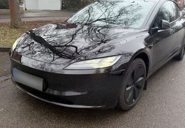 Tesla Model 3 31.000 km 32.000 &euro; München 80807