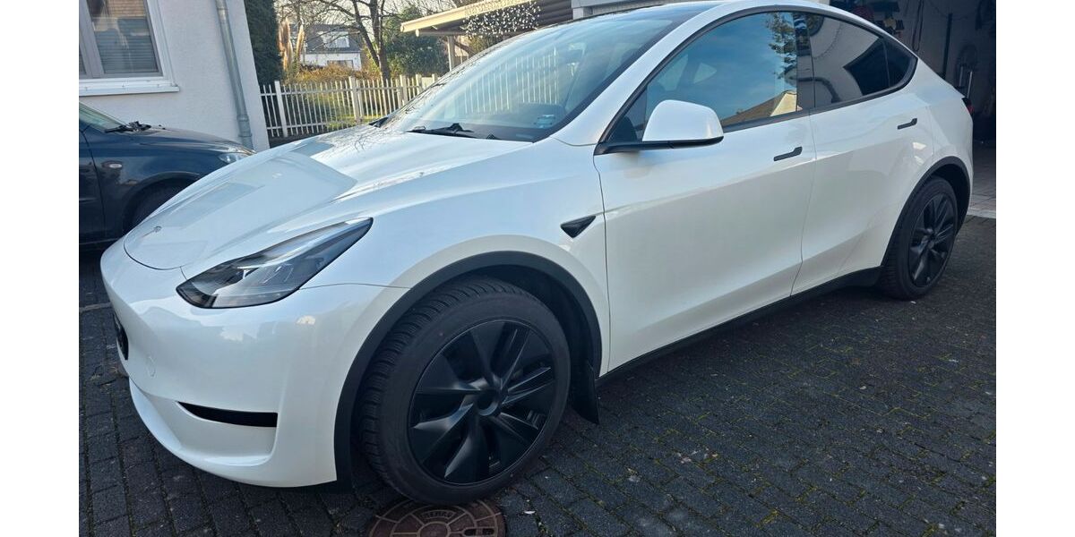 Tesla Model Y 34.500 km 33.998 &euro; Langenfeld 40764