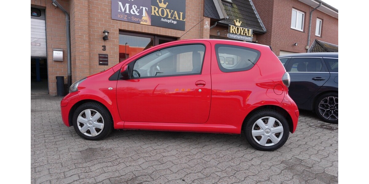 Toyota Aygo 82.123 km 3.500 &euro; Bremen 28195
