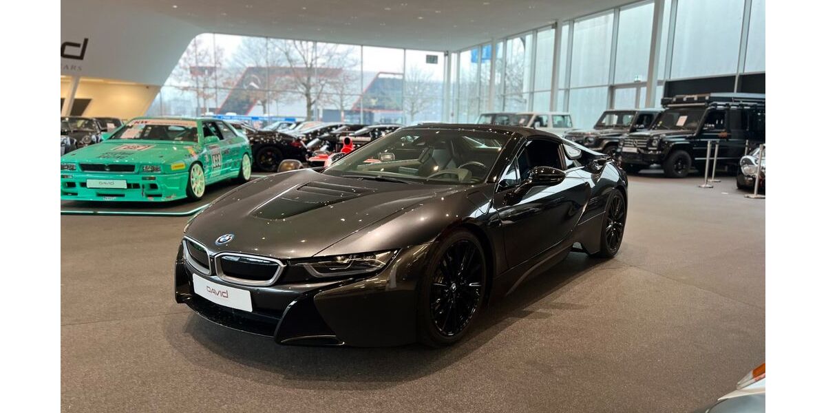 BMW i8 46.608 km 79.888 &euro; Hamburg 22047