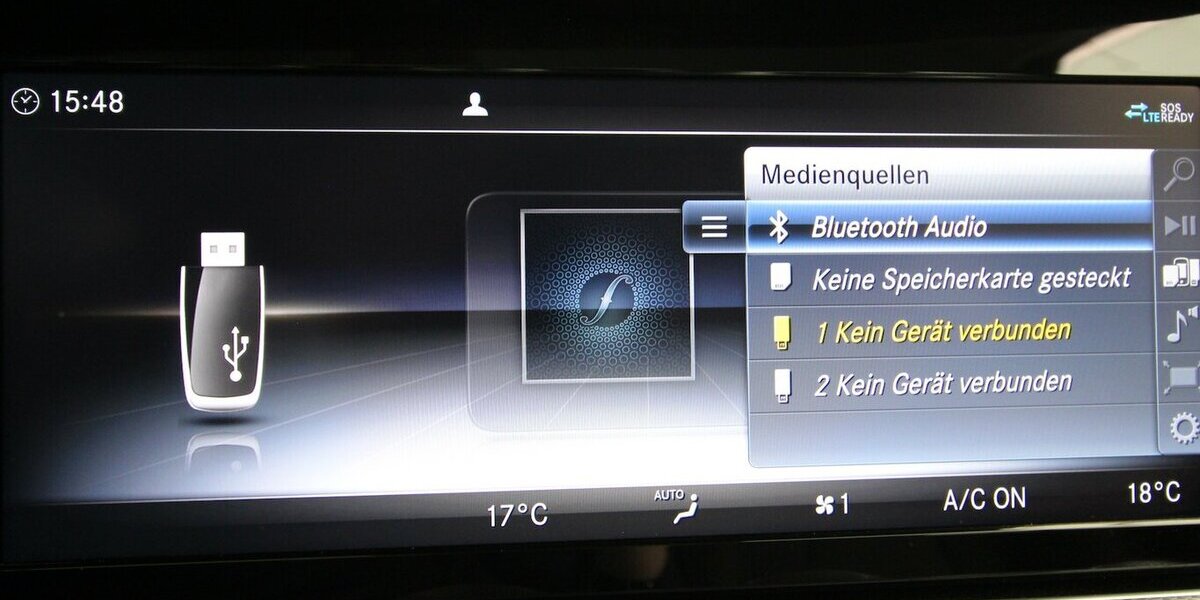 Mercedes-Benz E 220 d Avantgarde NAVI+LED+KAMERA+STANDHEIZUNG 29.693 km 36.900 &euro; Hagenow 19230