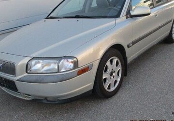 Volvo S80 300.660 km 2.250 &euro; Stuttgart 70597