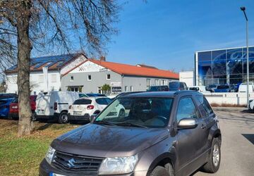Suzuki Grand Vitara 100.000 km 6.900 &euro; Regensburg 93059