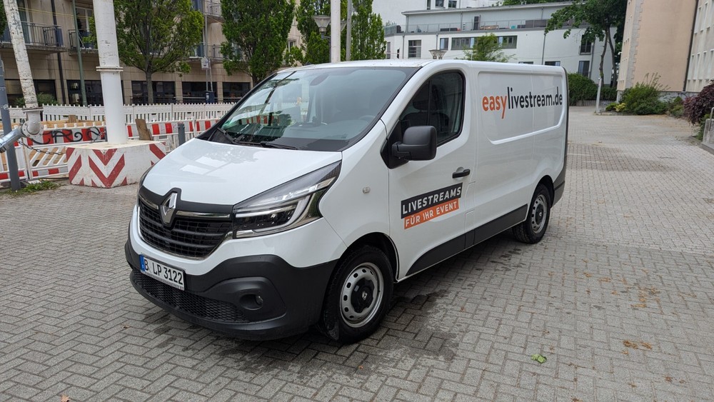 Renault Trafic II Kasten 21.400 km 23.000 &euro; Berlin 10178