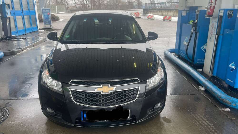 Chevrolet Cruze 146.000 km 4.500 &euro; Hamburg 22525