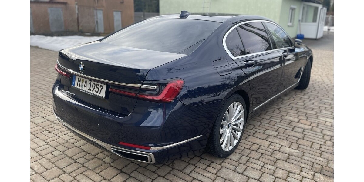 BMW 740Ld 217.000 km 49.900 &euro; München 80313