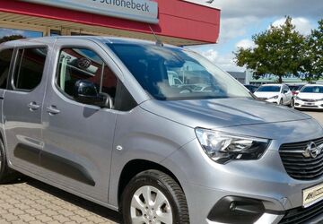 Opel Combo 90.311 km 16.490 &euro; Magdeburg 39120